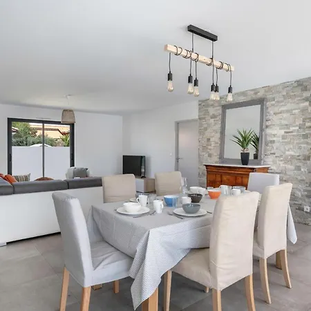 Maison Moderne Avec Piscine Pour 6 Feriehus *