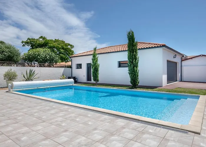 Maison Moderne Avec Piscine Pour 6